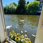 Peaceful On A Houseboat In The Centre