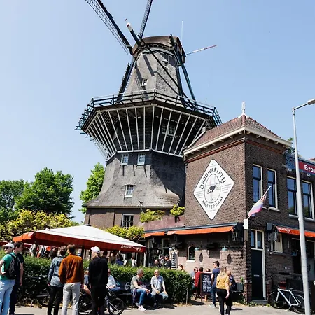 Peaceful On A Houseboat In The Centre Gasthuis Amsterdam