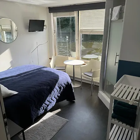 Bed & Breakfast Peaceful On A Houseboat In The Centre *