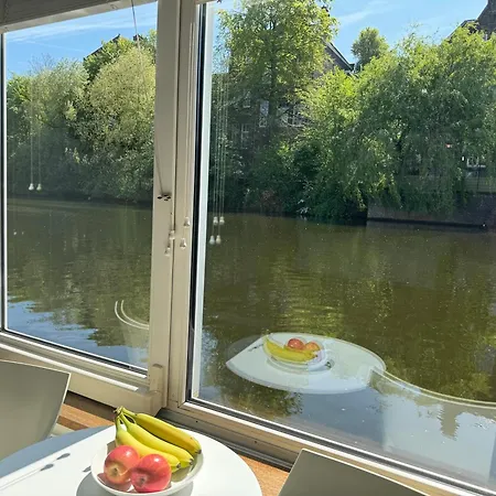 Maison d'hôtes Peaceful On A Houseboat In The Centre Amsterdam