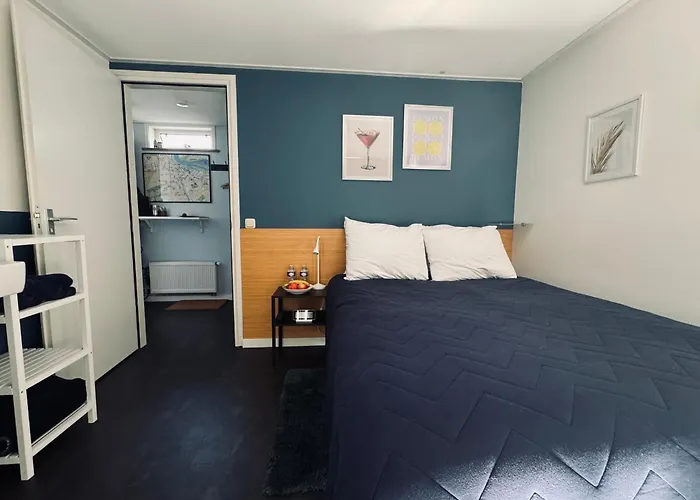 Gasthuis Peaceful On A Houseboat In The Centre